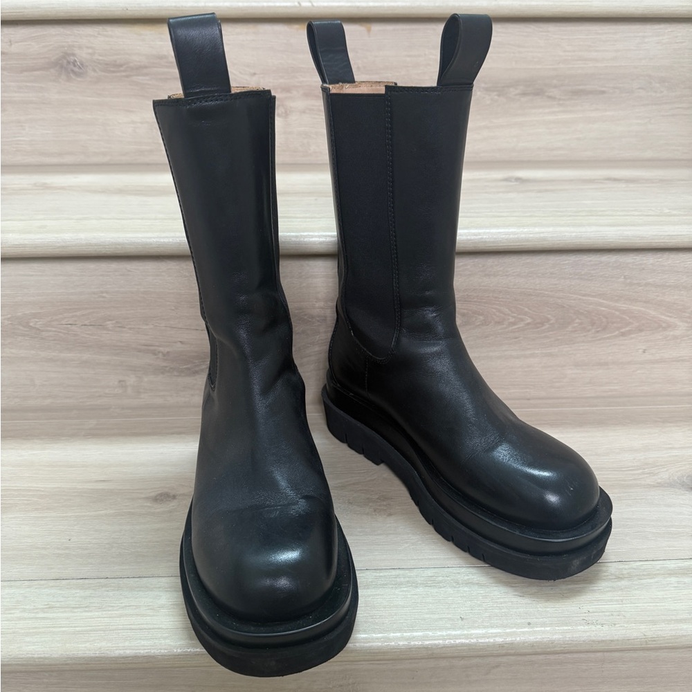 Calf hight Black boots